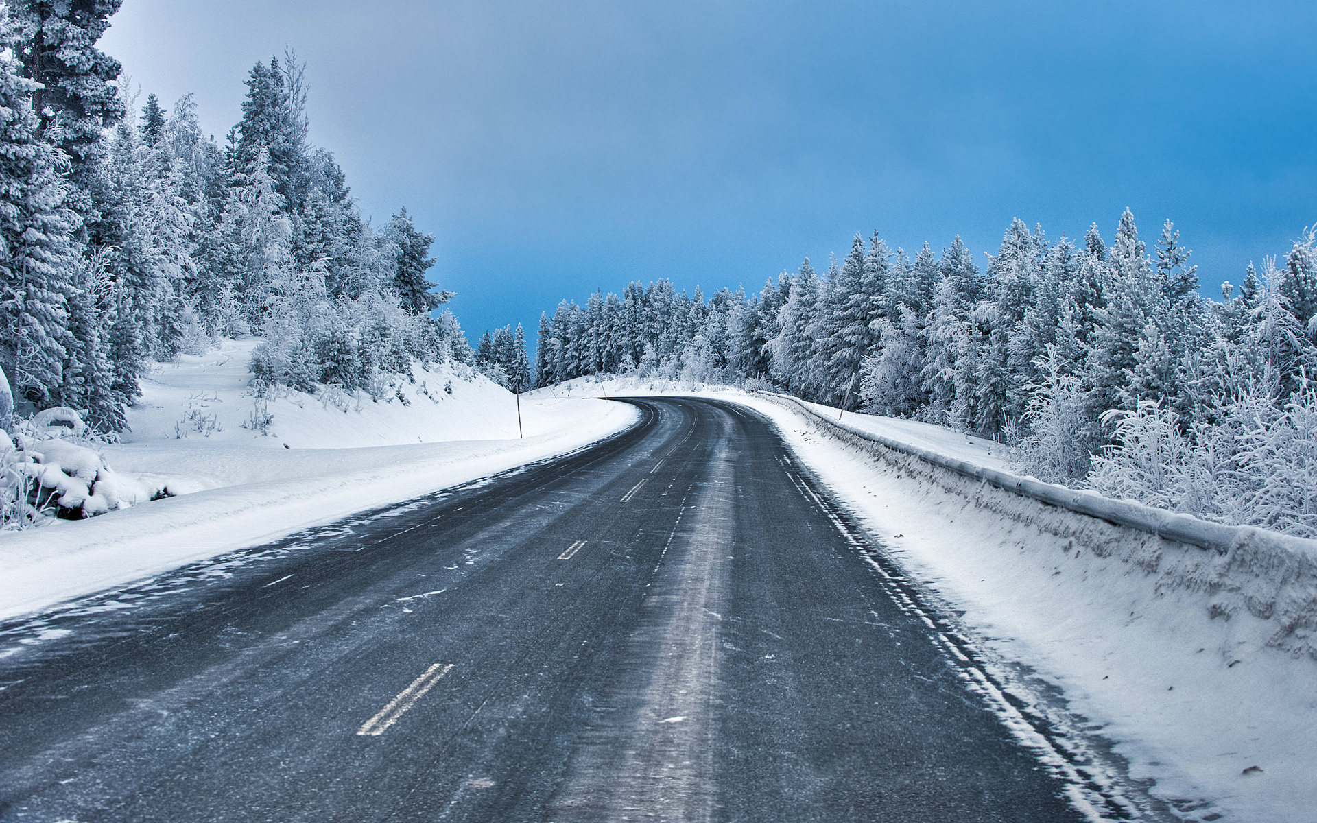 Autofahren im Winter in Schweden